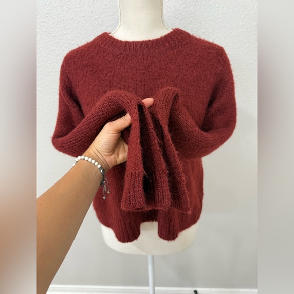 Cinq a Sept Womens Causal Fluffy Knits Sweater Cozy Red Crop Small Designer - Picture 4 of 9